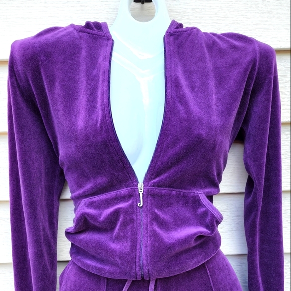 (Authentic) Vintage Juicy Couture Velour Track Suit - Picture 5 of 16
